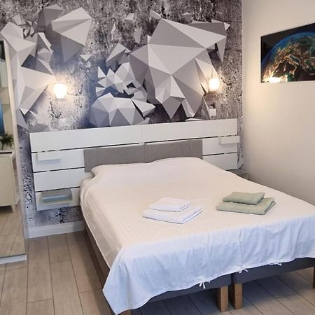 Elisabeta Studio Apartment بوخارست المظهر الخارجي الصورة